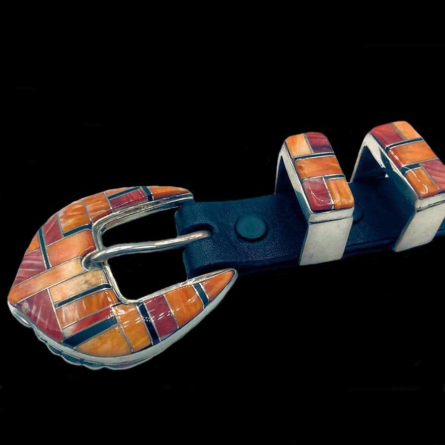 Boucle de Ceinture Ranger Channel Inlay Spondylus et Jeais Noir, en Argent