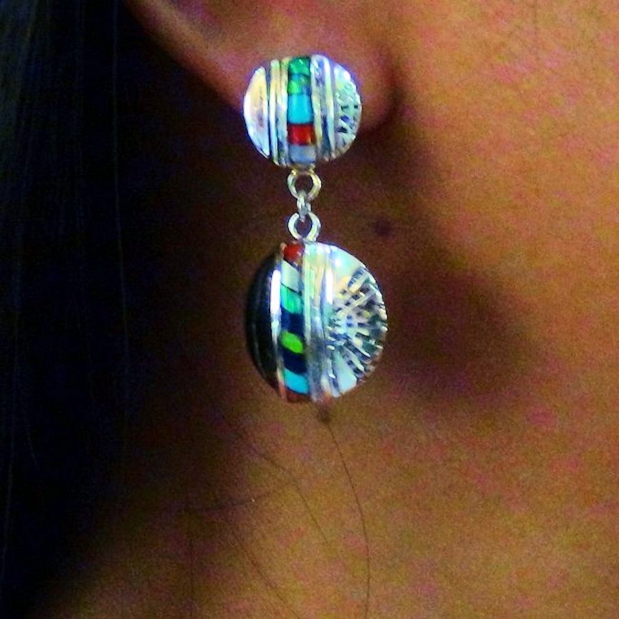 Boucles d'Oreilles Amérindiennes Zuni Rondes Pierres semi précieuses