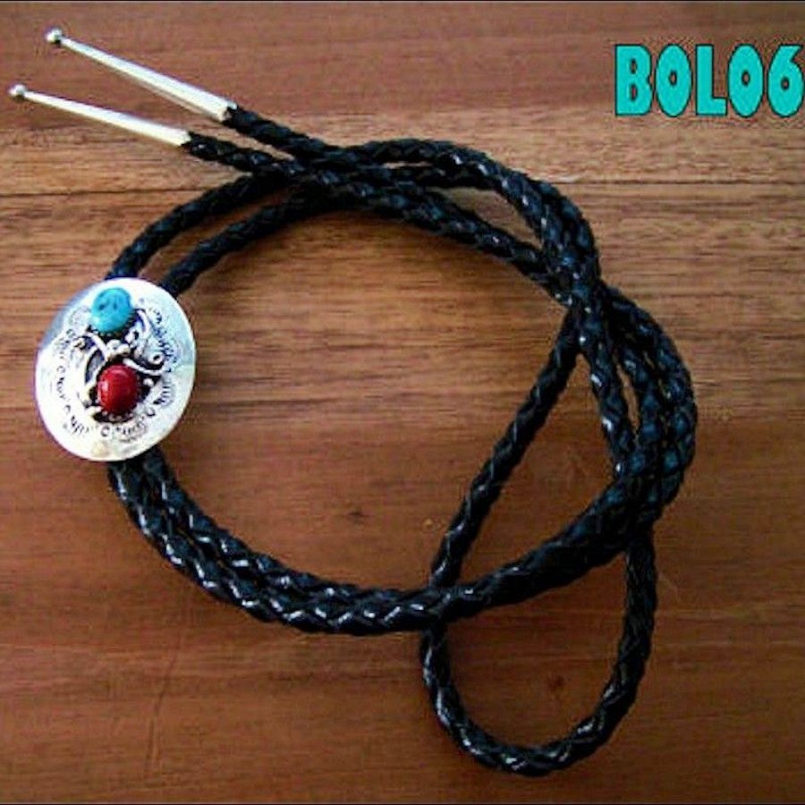 Bolo Tie Ovale Navajo en Argent, Turquoise et Corail Rouge