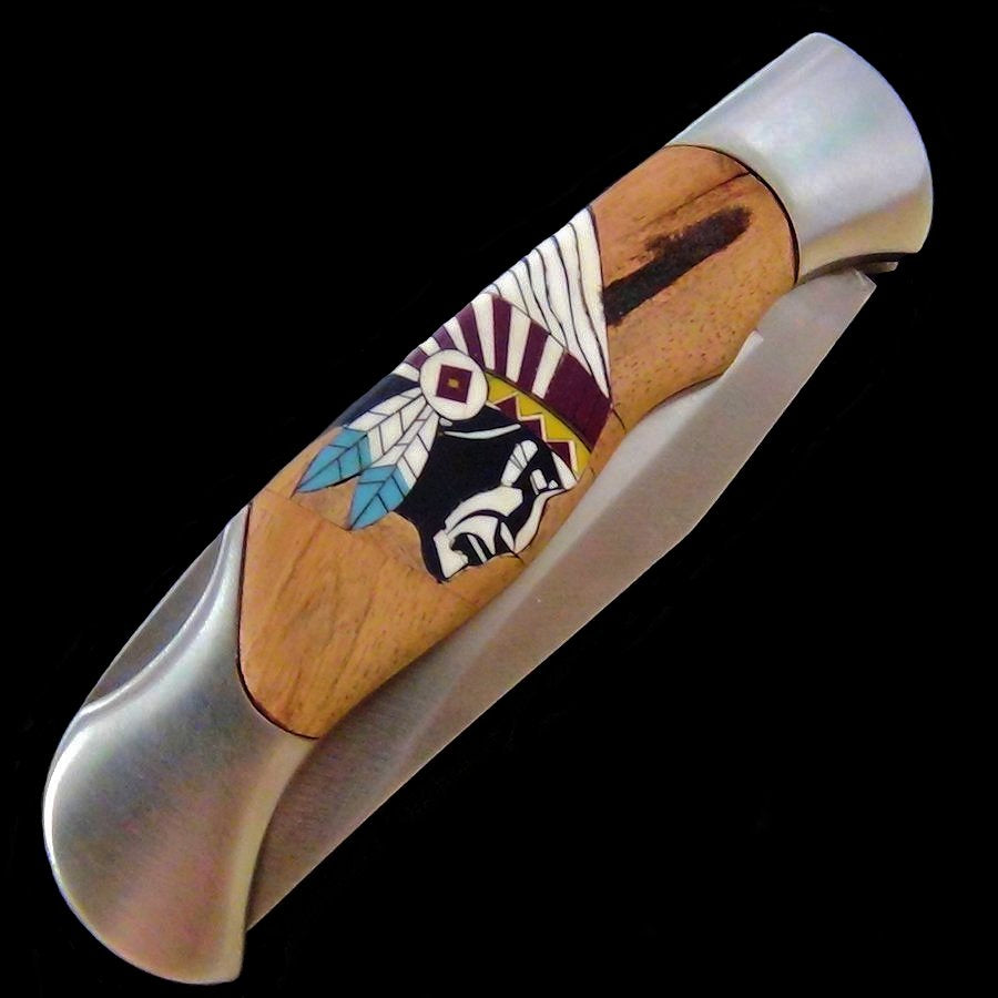 Couteau Pliant Thunderbird en Accacia