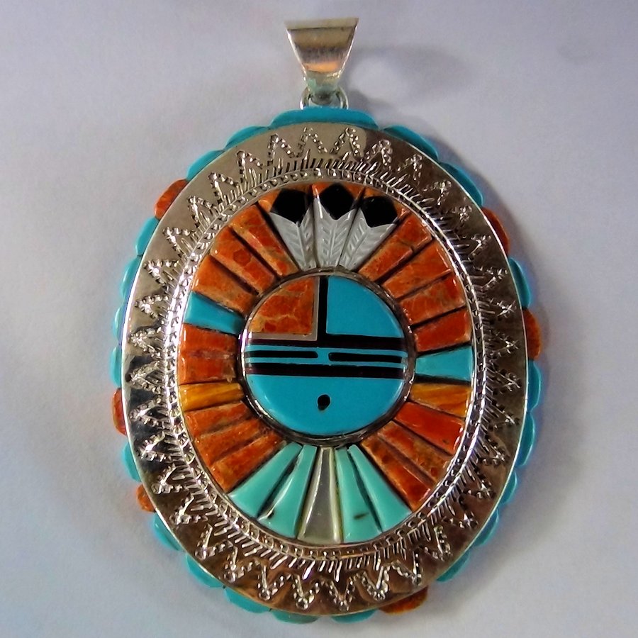 Pendentif Dieu Soleil Zuni Overlay, Turquoise, Corail