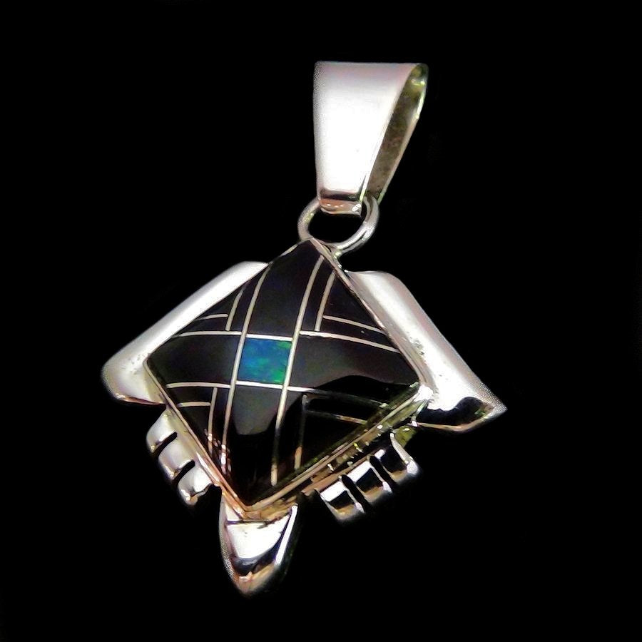 Pendentif Navajo Jeais Noir &amp; Opal Channel Inlay
