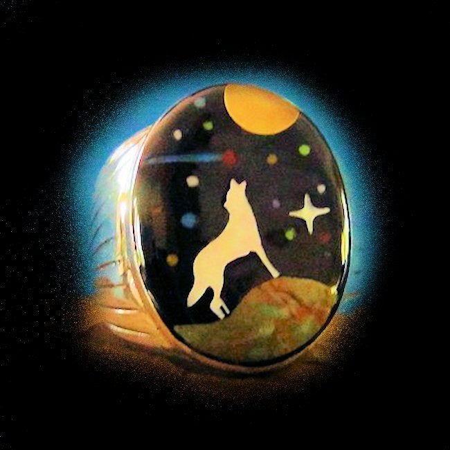 Bague Loup Hurlant en Argent et Pierres