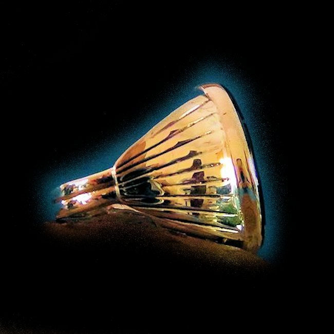 Bague Loup Hurlant en Argent et Pierres