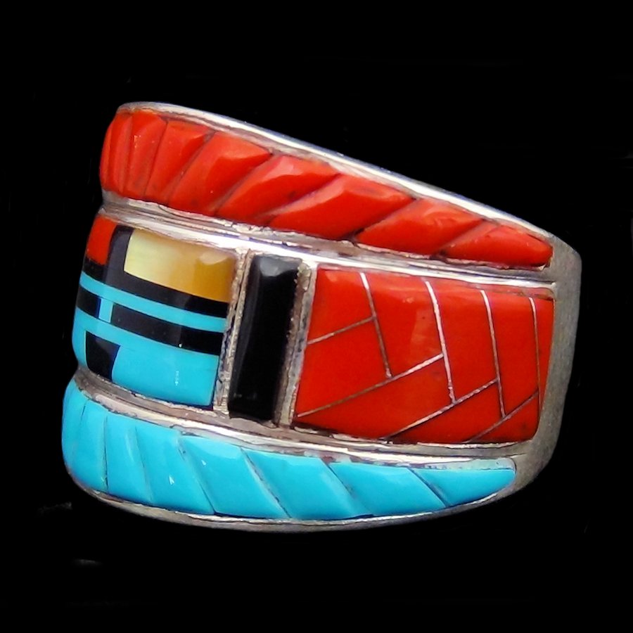 Bague Dieu Soleil Zuni Nite Yei Turquoise &amp; Corail