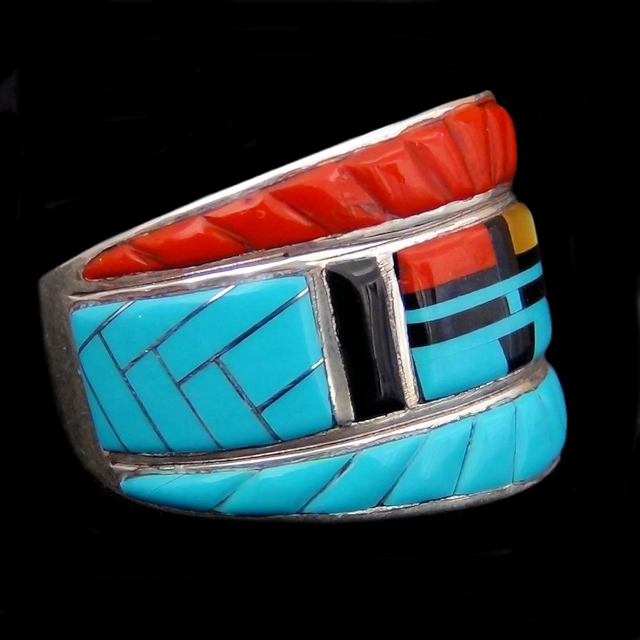 Bague Dieu Soleil Zuni Nite Yei Turquoise &amp; Corail